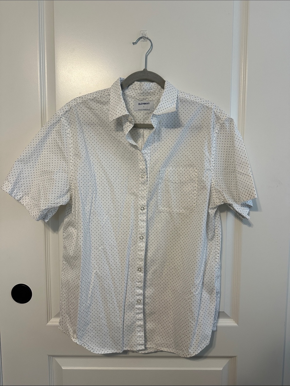 Old Navy White Short-Sleeve Button-Up Shirt with Small Navy Dots